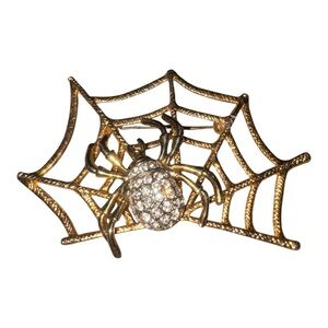 Vintage Spider Web Brooch Rhinestone Detachable Spider Gold Tone Halloween J43